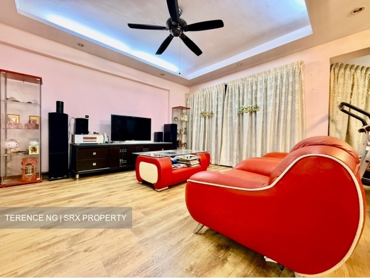 Blk 656C Jurong West Street 61 (Jurong West), HDB Executive #536103651